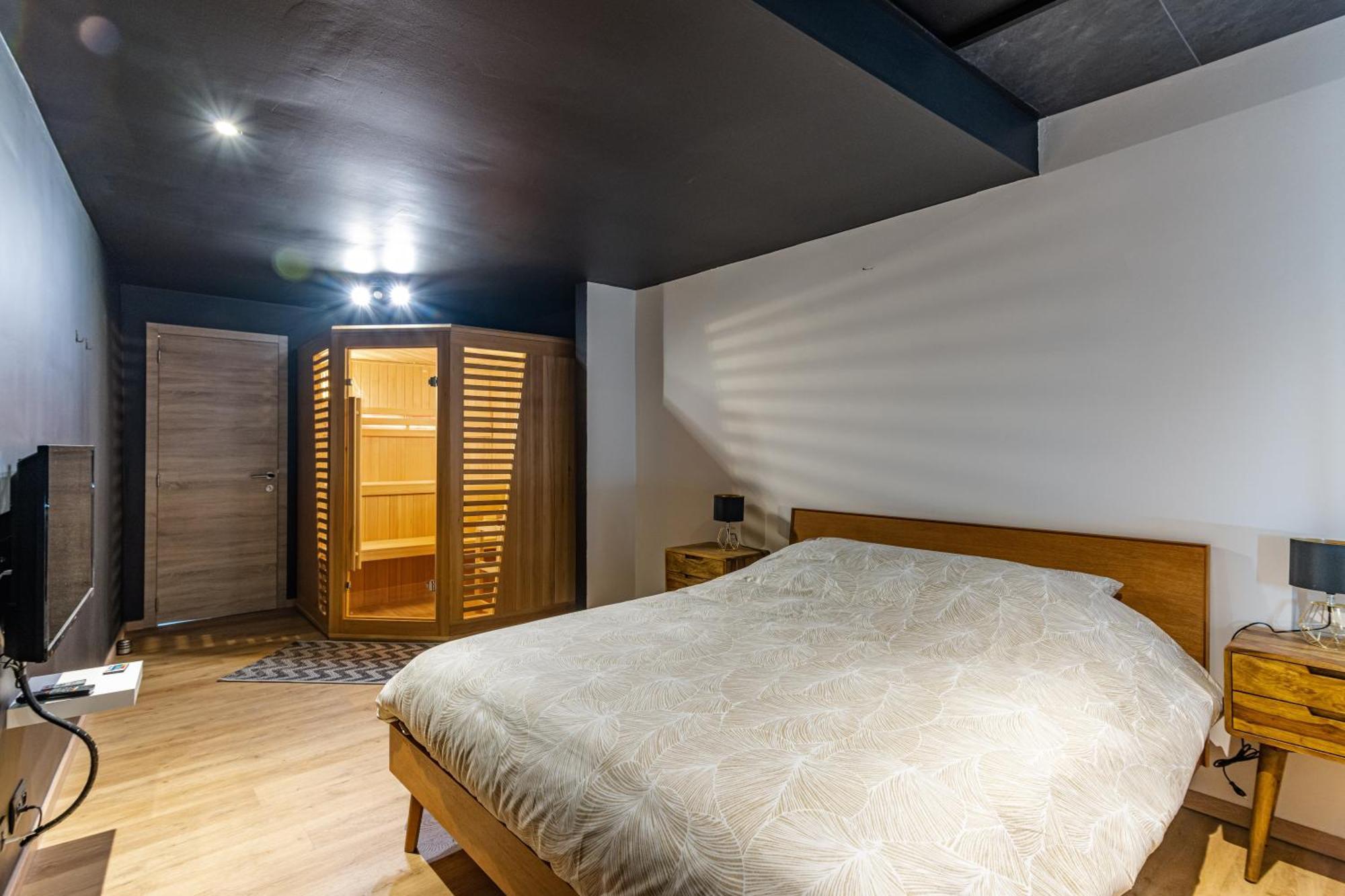 Les Figuiers - Appartement 2 Chambres Avec Sauna A Andenne Zewnętrze zdjęcie